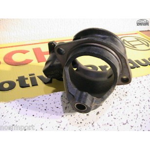 Volvo P1800 122 B18 Starter Drive-end Housing Nose 1960-1964 BOSCH NOS