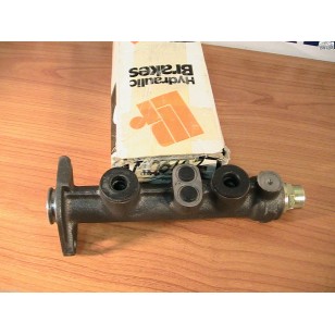 Fiat Strada     Brake Master Cylinder  New   1979-1982